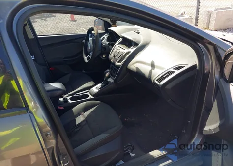 2013 Ford Focus Se из США, поврежденный, VIN 1FADP3K26DL238037